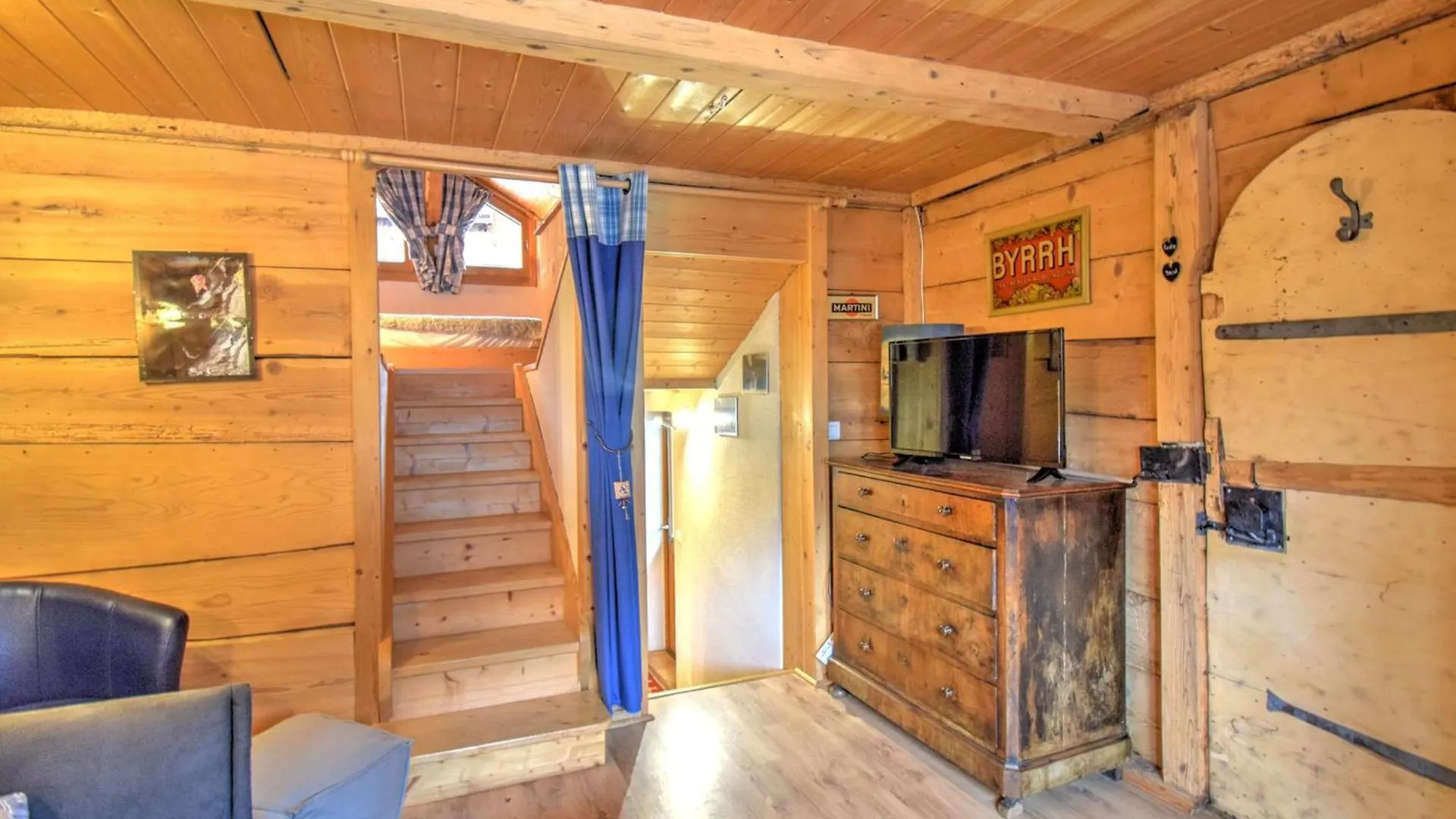 Chalet Cosy Proche Du Centre De Morzine Avec Parking - Fr-1-524-131