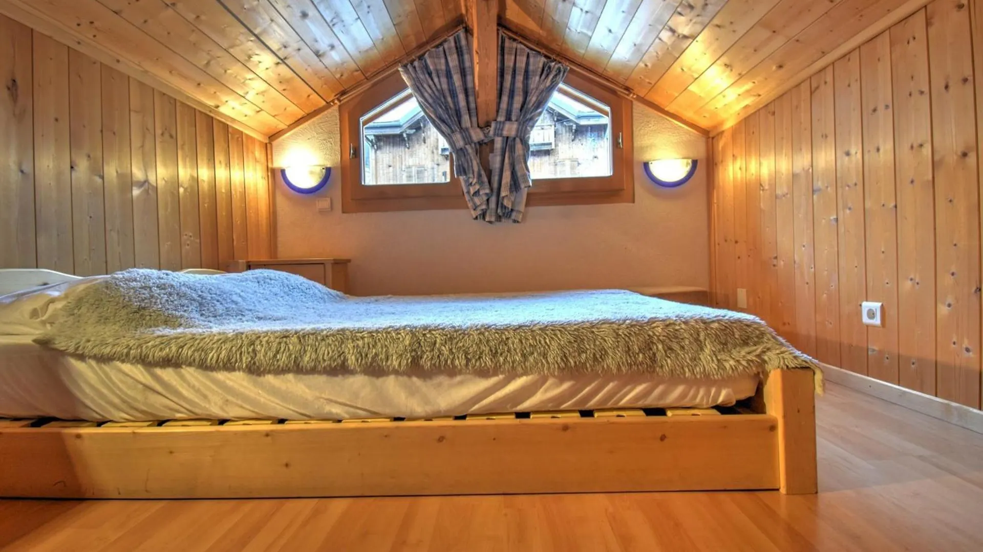 Chalet Cosy Proche Du Centre De Morzine Avec Parking - Fr-1-524-131